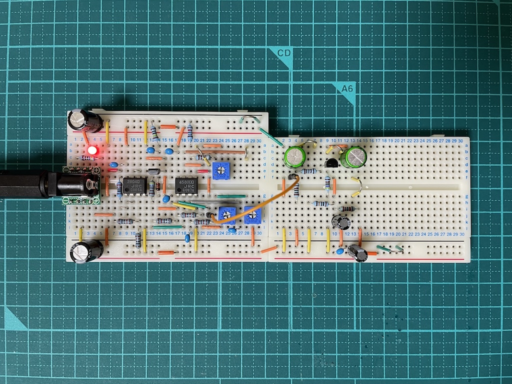 ベース接地増幅回路